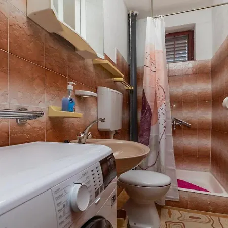 Duro Apartamento Stanici